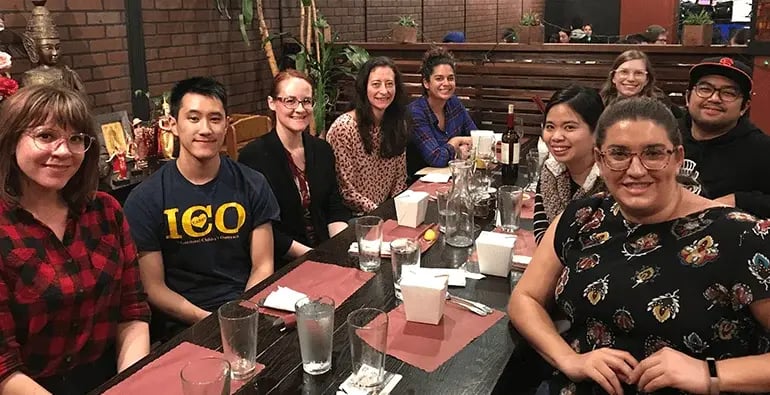 image-careers-slider-team-dinner
